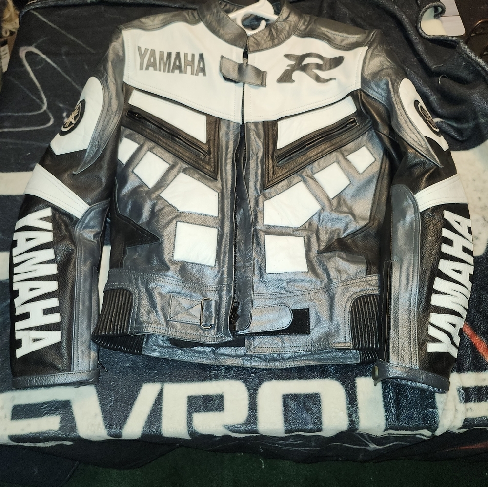 Leather motorcycle jacket small men's